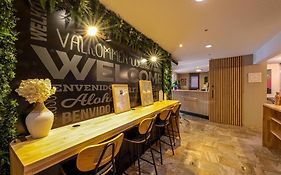 Ostal Hotel Pau Universite